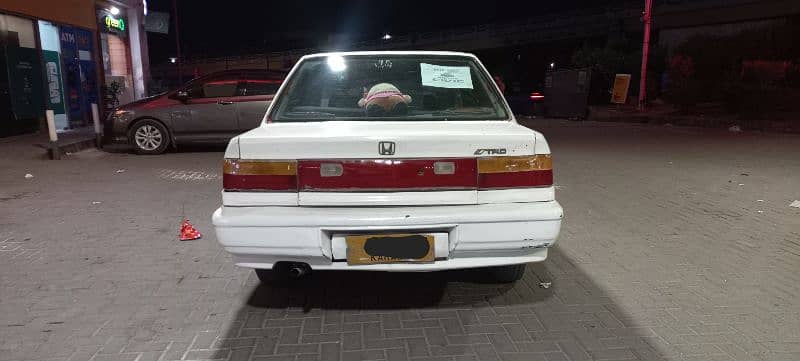 Honda Civic 1990 saloon 11