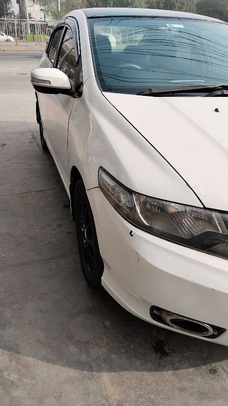 Honda City IVTEC 2015 Automatic perfect condition urgent sale 1