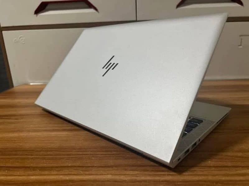 HP EliteBook 840 G7 / i5 10th Gen 8/256 0