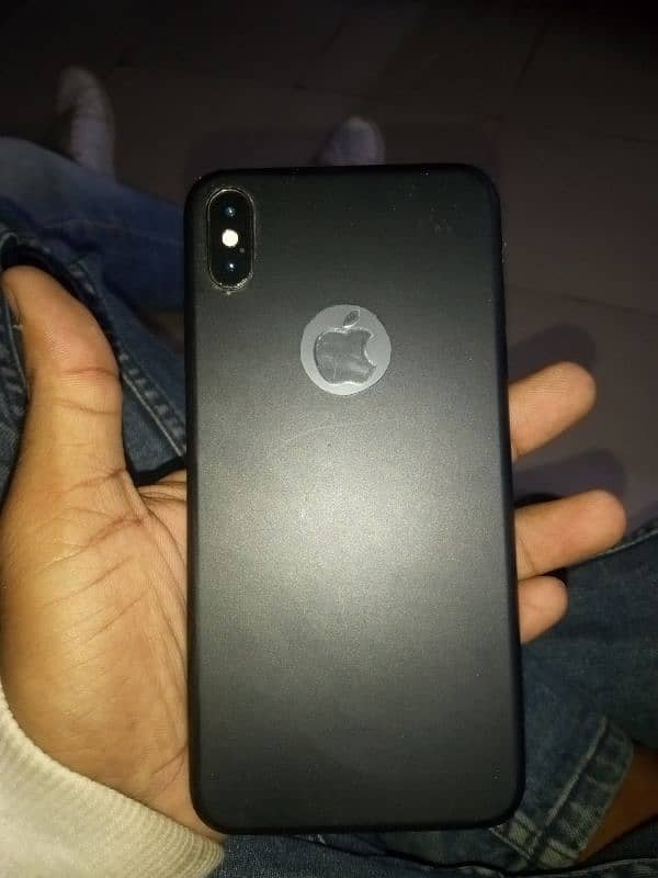 iphone xs max 1