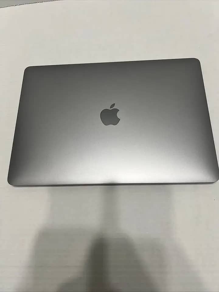 Apple 2017 MacBook Pro 13" Core i7 3.5/16GB/1TB | A GRADE iMPORT Stoc 3