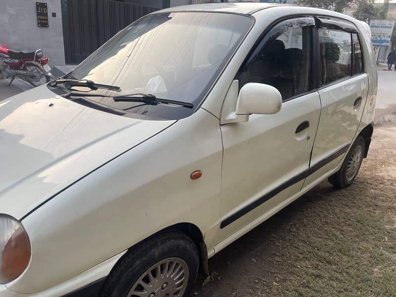 Hyundai Santro executive Model 2005  power steering power Windows 2