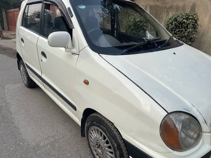 Hyundai Santro executive Model 2005  power steering power Windows 3