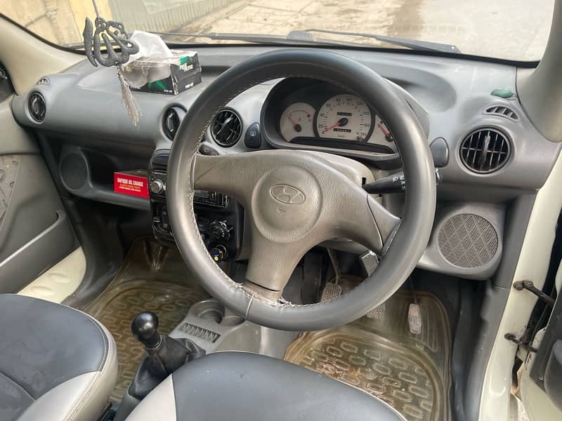 Hyundai Santro executive Model 2005  power steering power Windows 9