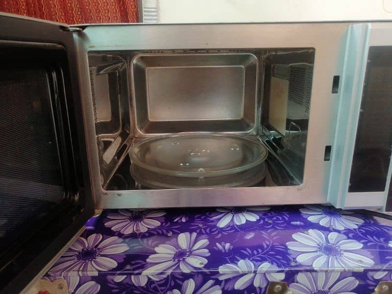 Dawlance Microwave Oven DW 115 CHZP Baking Microwave Oven 6