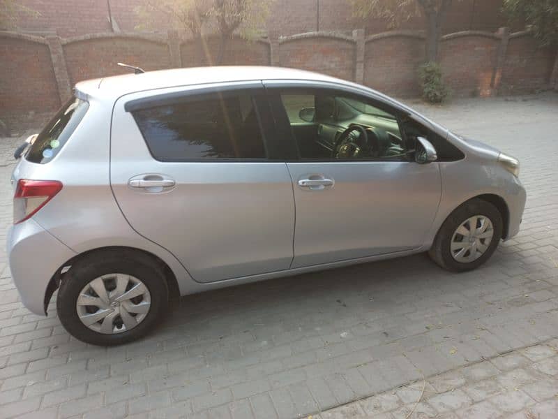 Toyota Vitz 2012 2