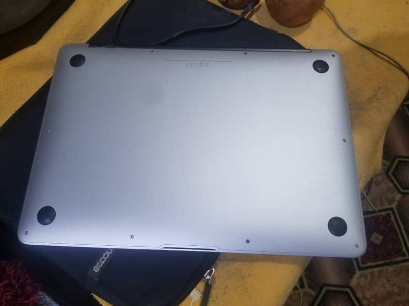 MacBook Air 8gb ram 128gb ddr 3 3