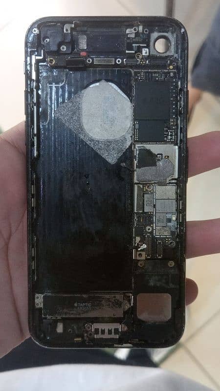 iphone 7 board and back body 0