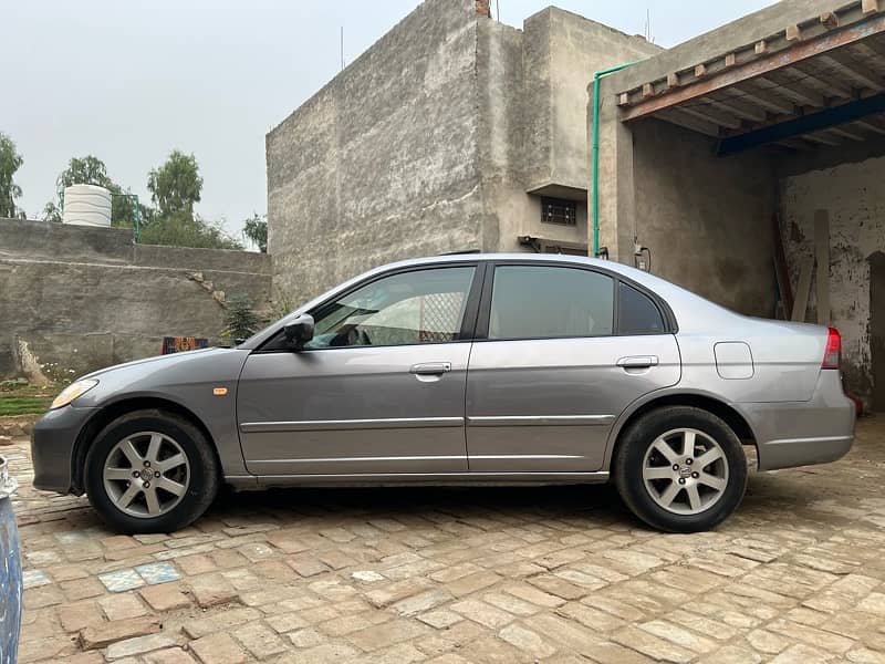 Honda Civic Oriel 2004 3