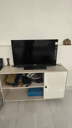 sony lcd tv 8/10 condition local