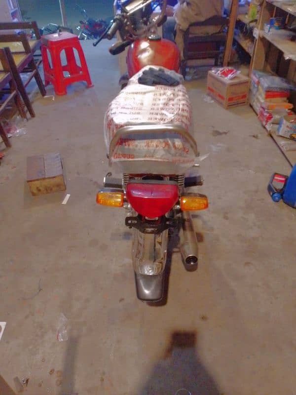 road price bike new condition 2