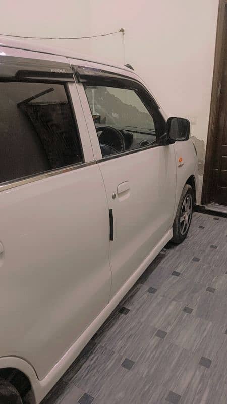 Suzuki Wagon R 2018 8