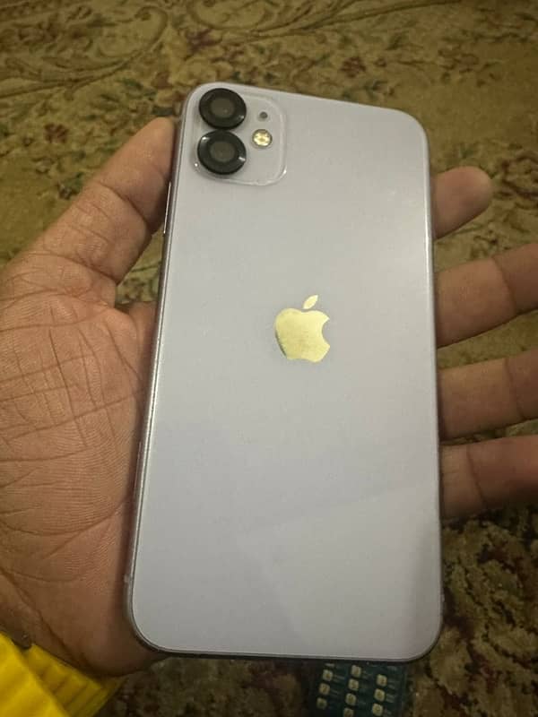 iPhone 11         128 gb 0