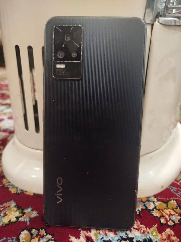 vivo 21e 1