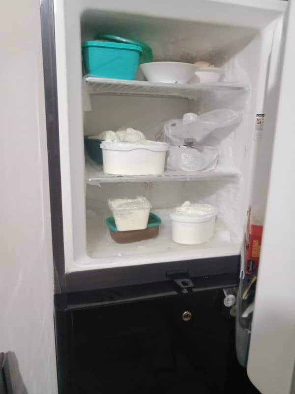 Grèè Refrigerator 2