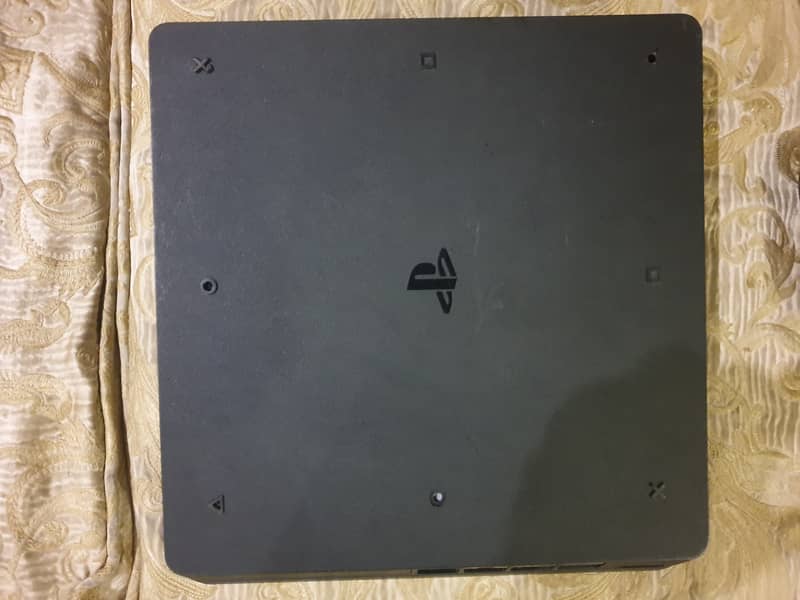 Playstation 4 slim 1 tb for sale 1