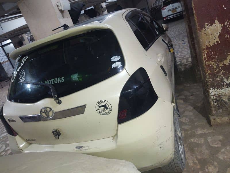 Toyota Vitz 2005 4