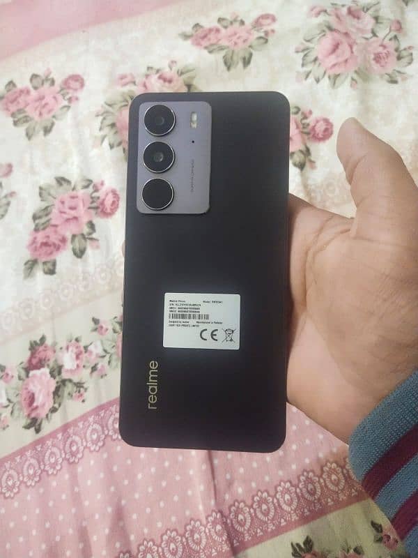 Realme c75 4