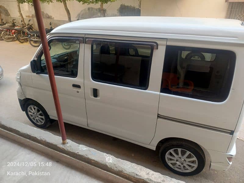 Daihatsu Hijet 2018 9