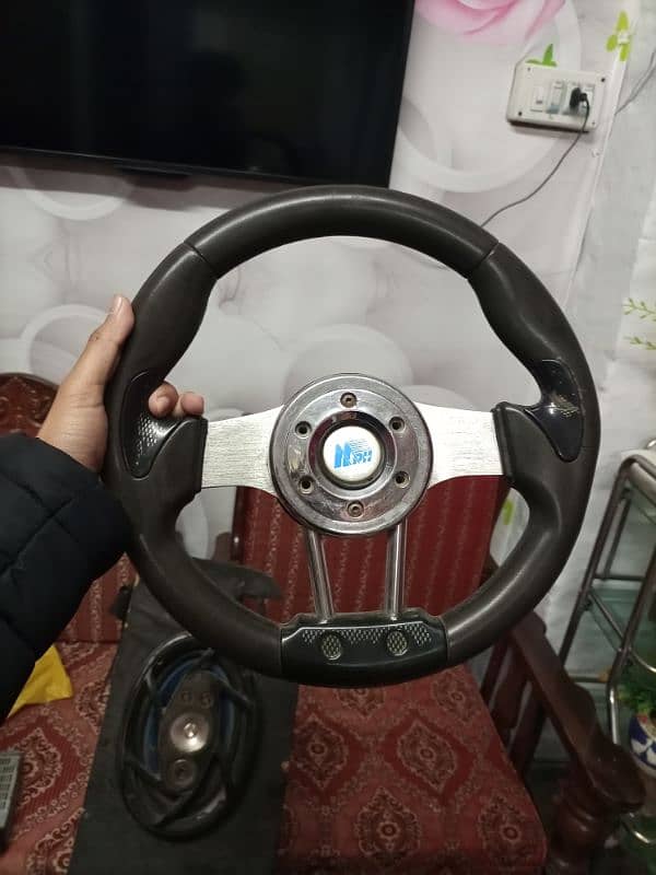 Steering wheel+ speakers+tape 0