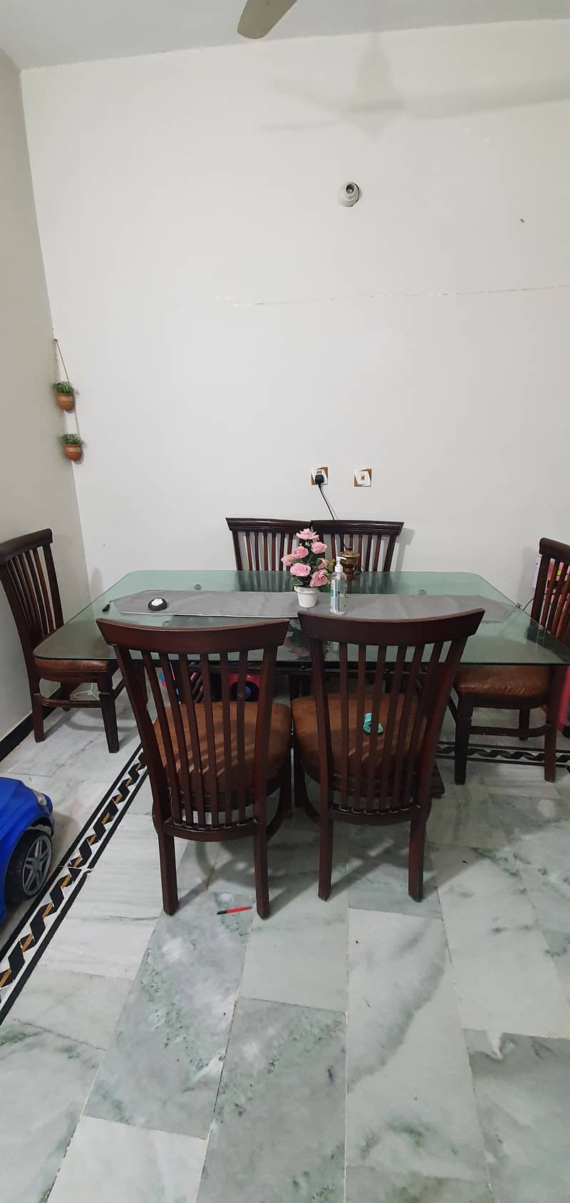 Dining table 9