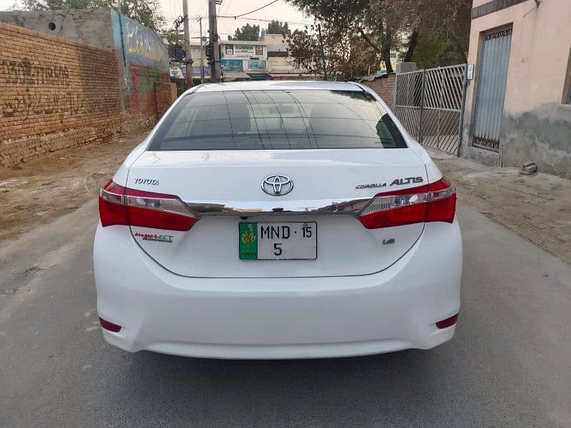 Toyota corolla  Altis 2015 better than grande , gli , xli 0