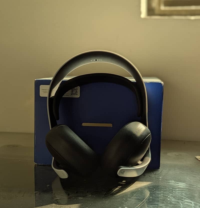 PlayStation Pulse Elite Wireless Headset/Headphone 3