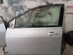 Nissan wingroad 2007 doors