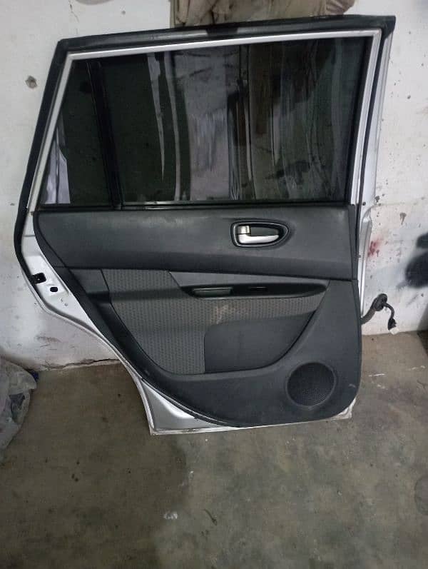 Nissan wingroad 2007 doors 11