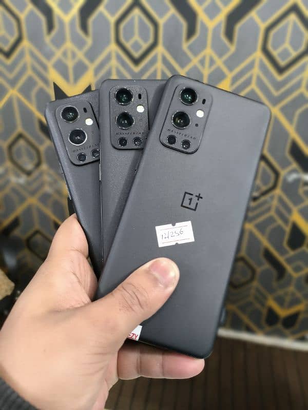 One plus 9 pro Bast Condition Stock 1