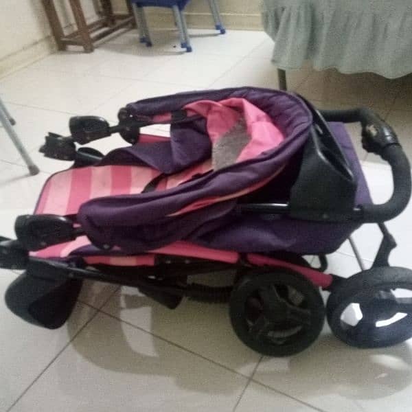 Junior's Pram 5