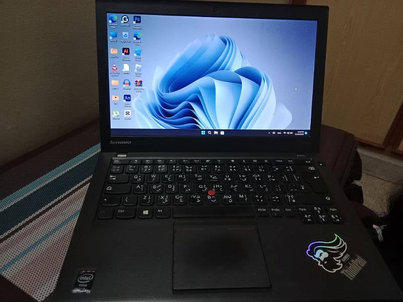 Lenovo x240 i5 8/512 ssd. business/work from home laptop for cheap 5