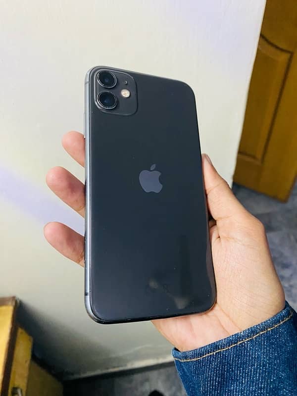 iPhone 11 with Box All Okay . 6