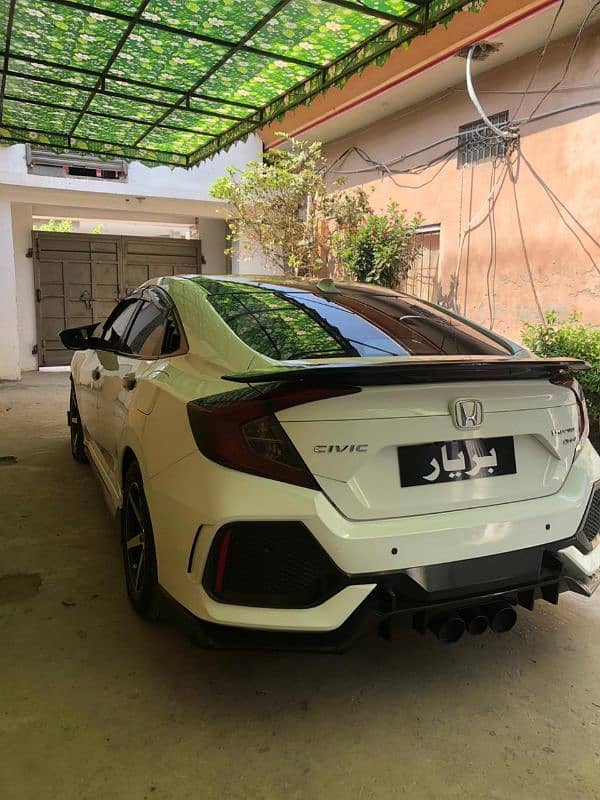 Honda Civic Oriel 2018 1