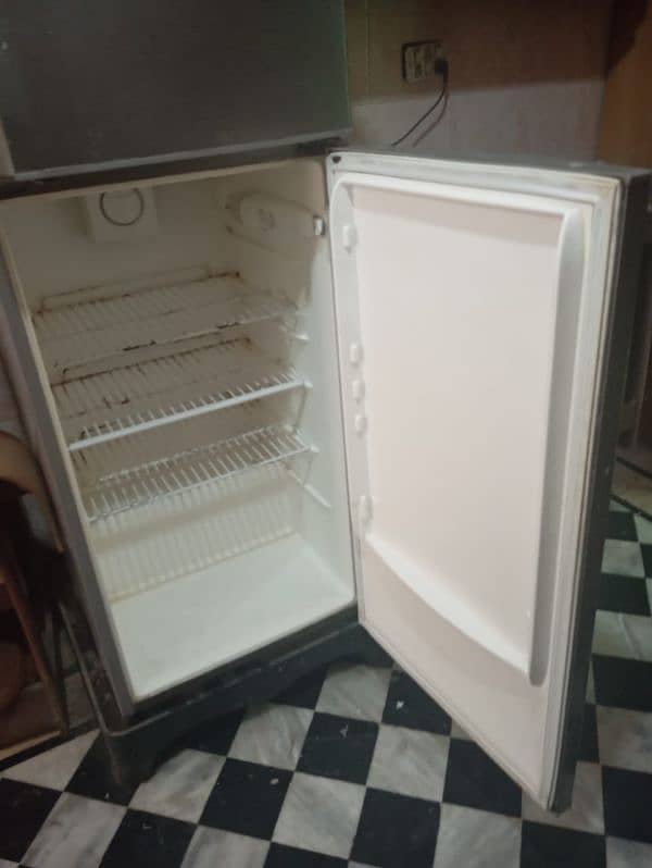 Electrolux fridge 3