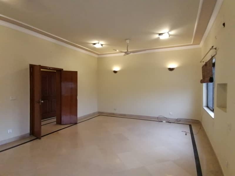 DHA 1 Kanal Wonderful Upper Portion With Separate Gate For Rent In Phase 2 2