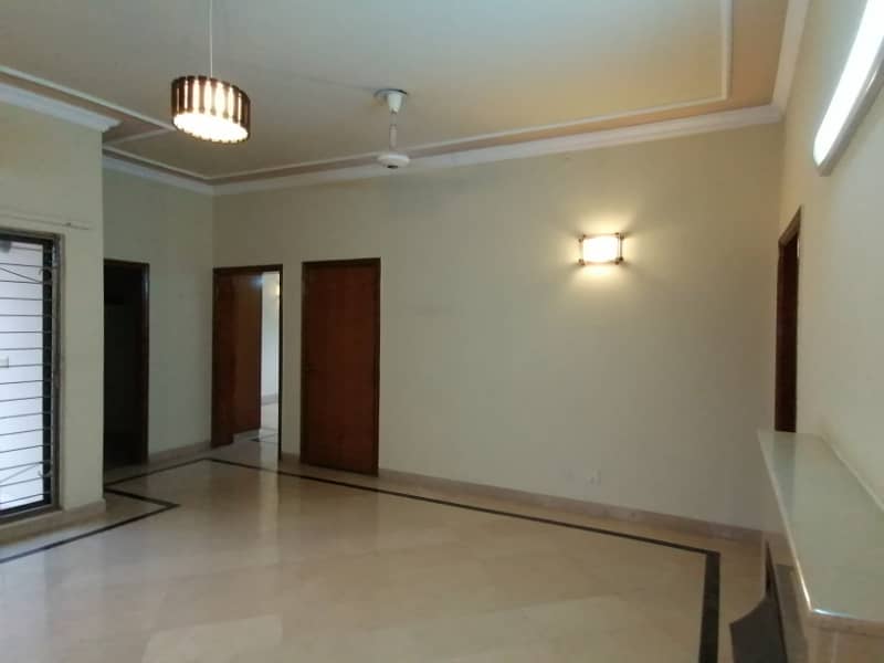 DHA 1 Kanal Wonderful Upper Portion With Separate Gate For Rent In Phase 2 7