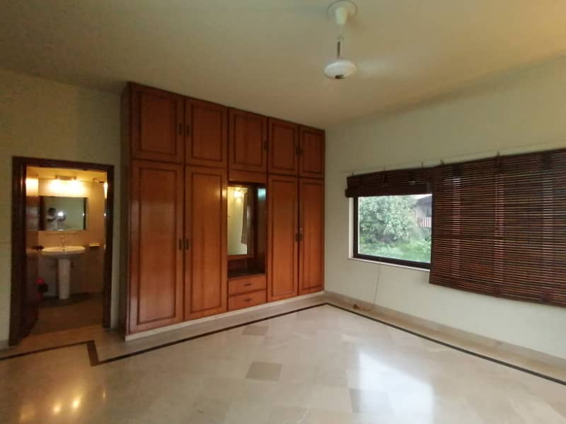 DHA 1 Kanal Wonderful Upper Portion With Separate Gate For Rent In Phase 2 16