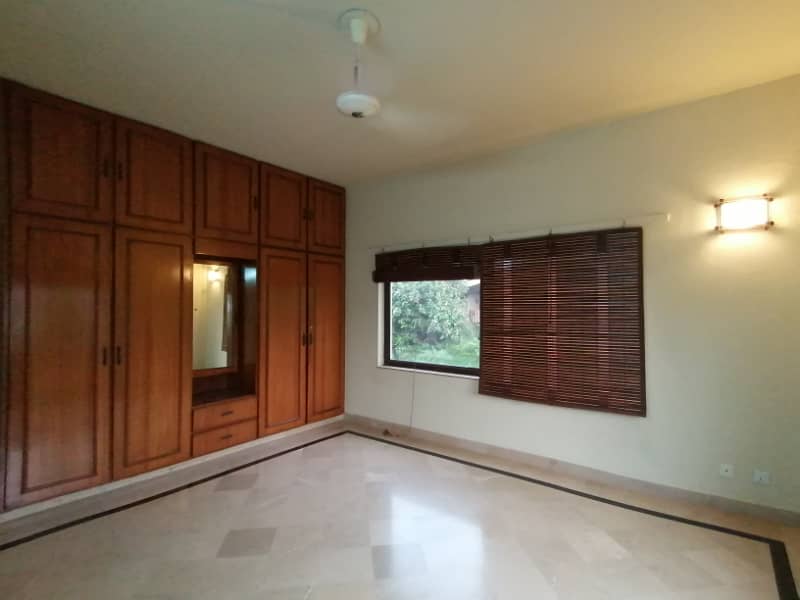 DHA 1 Kanal Wonderful Upper Portion With Separate Gate For Rent In Phase 2 17