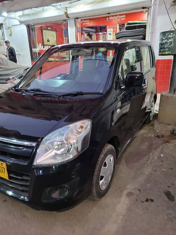 Suzuki Wagon R 2015 1