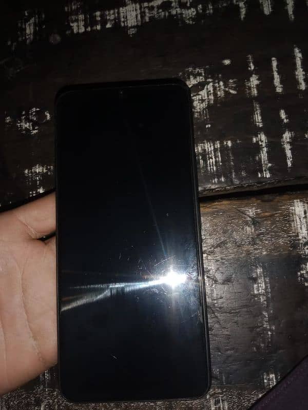 Vivo y03 4/64 for sale urgently 6