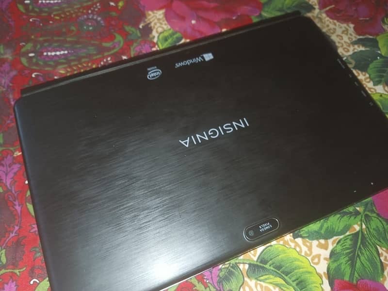 insignia laptop 0