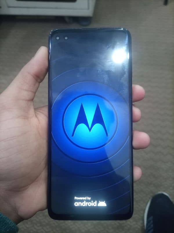 Motorola One 5G UW 6