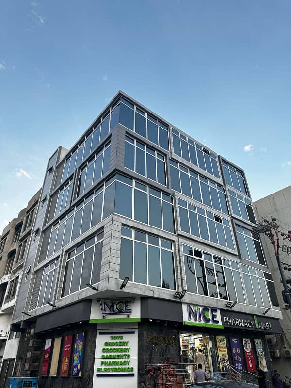 Dha Ph 5 | Badar Com On Main Saba Avenue | On the Junction Of Dha & Clifton | Prestigious 600 Sqft Office Space For Rent | Corner | Aesthetic Sky & SeaView | Bungalow Facing | Reasonable Rent | 2