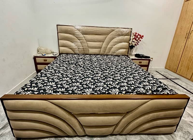 Wooden Bed Set 3