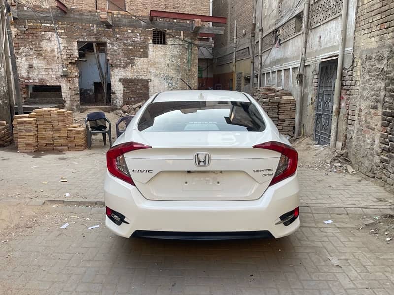 Honda Civic VTi Oriel Prosmatec 2019 4