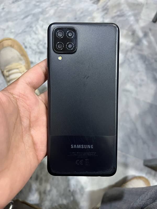 Samsung Galaxy A12 0