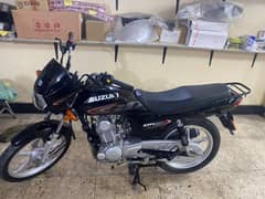 SUZUKI GD-110S 2024 MODEL ONLY 9000 (KM) SLIGHTLY USE WITH PACKAGE