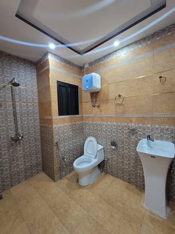 One Bed Luxury Furnished Flat for Rent in Top Tier Location of Bahria Town Lahore 4