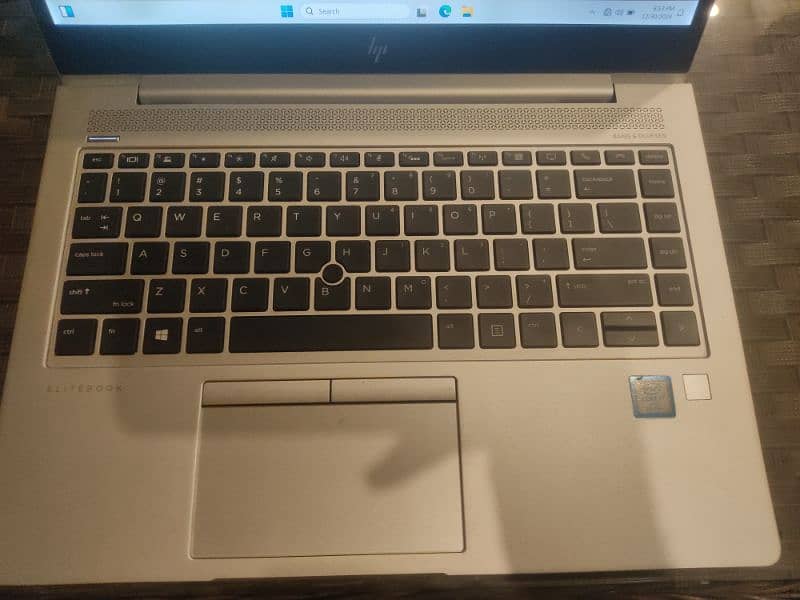 HP elitebook 840 G5, core i7 8th generation , 16 GB RAM ,500 GB SSD 1